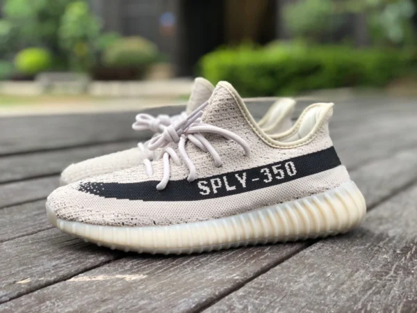 350v2 серый черный чистый оригинал Adidas Yeezy 350V2 серый черный бежевый HP7870