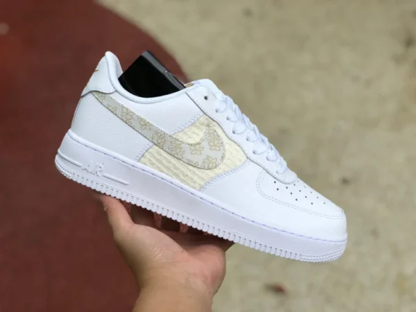 Низкие кроссовки с платиновой оплеткой AF1 Nike Nike AF1 07 SE новые дышащие плетеные кроссовки Air Force One DO9458-100