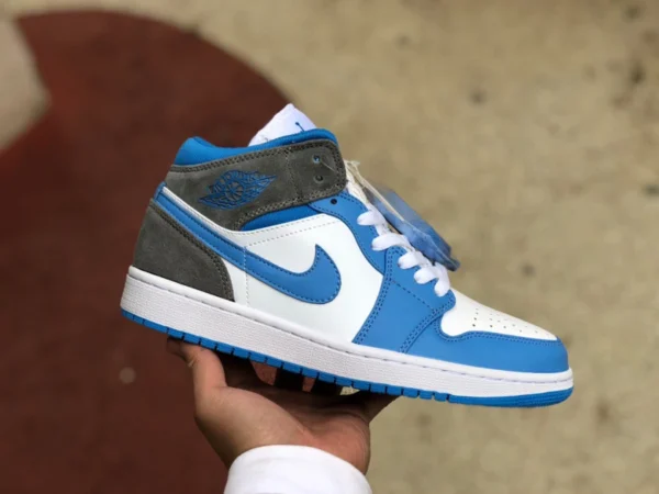 aj1mid белый синий серый Air Jordan 1 Mid "university Blue" бело-синие ретро баскетбольные кроссовки DX9276-100