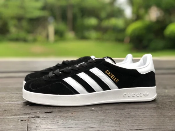 Совместный бренд Gucci Adidas черно-белый Gucci x Adidas Совместный бренд Gucci Adidas Originals Gazelle низкие кеды из серии Antelope "Esquisite Gucci"