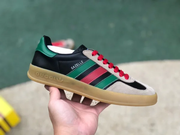 Gucci Joint Adidas черно-зелено-коричневые кроссовки adidas originals x Gucci Gazelle Joint классические повседневные кроссовки черного, красного и золотого цвета