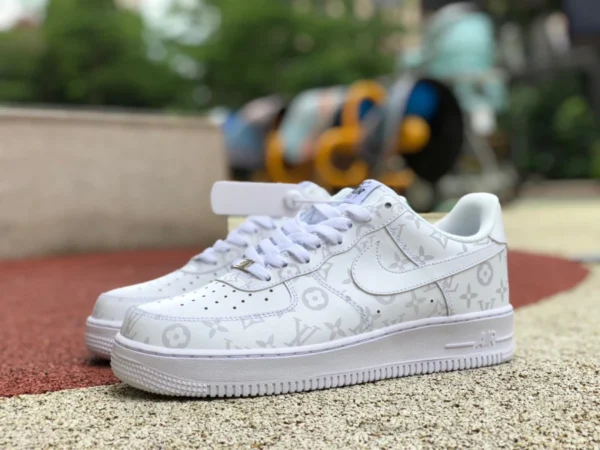 Тепловизионное изображение AF1 LV меняет цвет на солнце Логотип LV, Nike Air Force 1 Low Низкие кроссовки AF1 Air Force 1 cw2288-131