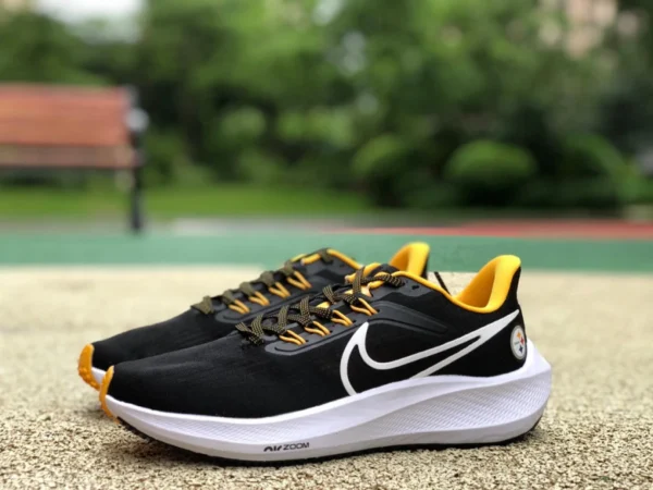 Nike Pegasus 39 черно-бело-желтые нескользящие кроссовки Nike Air Zoom Pegasus 39 DR2059-001