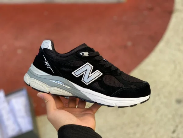 nb990v3 черно-белый New Balance New Balance 990V3 черно-белые мужские и женские амортизирующие кроссовки американского производства в стиле ретро M990BS3