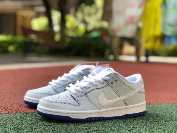 Dunk сине-белый фарфор Nike Dunk Porcelain SB белый синий/фарфор кракле CJ6884-100