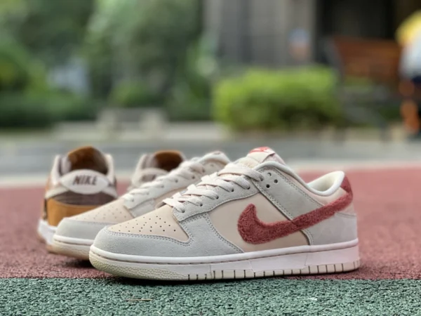 Dunk Рисовая пудра, плюшевые крючки, высококачественные кроссовки Nike Dunk Low Terry Swoosh, бежевые, коричневые, плюшевые, на крючках, ретро кроссовки DZ4706-200