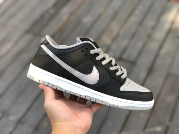 Кроссовки Dunk Shadow серые Nike SB Dunk Low J-Pack Shadow Shadow BQ6817-007