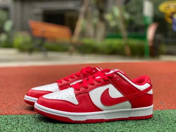 Бело-красные низкие повседневные кроссовки Nike Dunk Low SP University бело-красные мужские и женские повседневные кроссовки Dunk CU1727-100