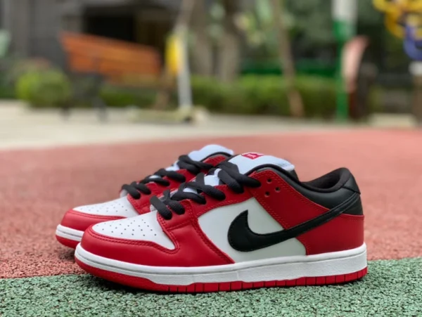 Dunk Chicago Nike SB Dunk Low Chicago черно-белые красные повседневные кроссовки для скейтбординга BQ6817-600