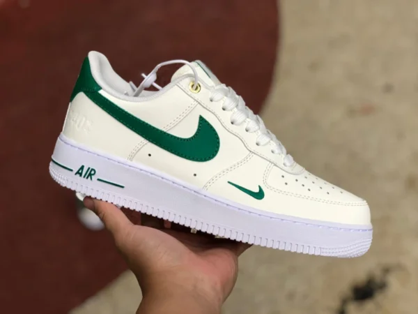 AF1 рисовый бело-зеленый с двойным крючком низкие кроссовки Nike Air Force AF1 SE 40th Anniversary рисово-бело-зеленые кроссовки Nike Air Force 1 DQ7582-101