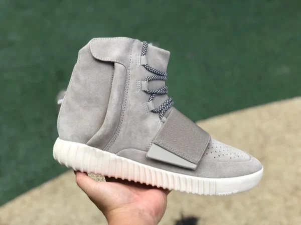 Coconut 750 Grey Новая партия BASF Adidas Yeezy 750 Boost Kanye West Coconut первого поколения B35309