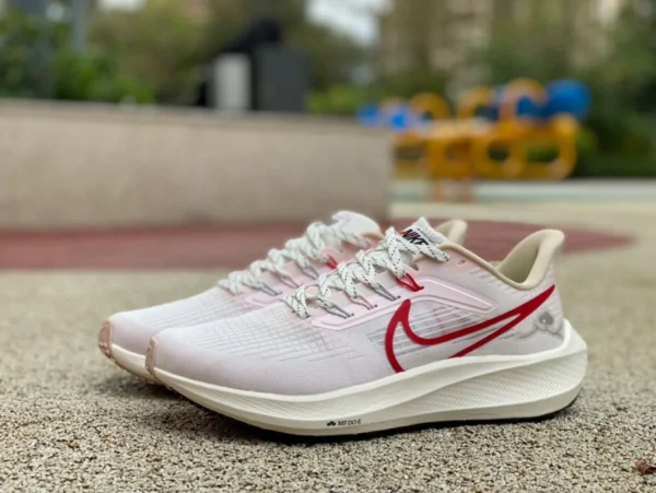 Женские кроссовки Nike AIR ZOOM PEGASUS 39 Pegasus белого, светло-розового цвета для гонок на воздушной подушке FD4344-161