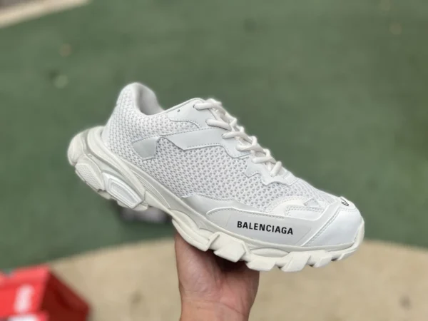 Balenciaga 3.0 22 белые модные туфли для папы Balenciaga Track.3 на шнуровке