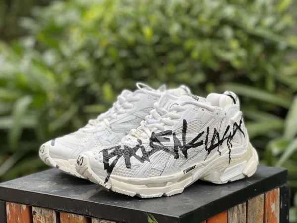 Balenciaga 7.0 White Balenciaga Old Runner Grafhti Mesh Низкая спортивная повседневная обувь на шнуровке Мужская белая черная