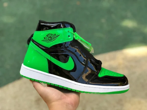 aj1 черный и зеленый лакированный высокий верх AirJordan 1 Pine Green AJ1 черный и зеленый лакированный 575441 555088-030