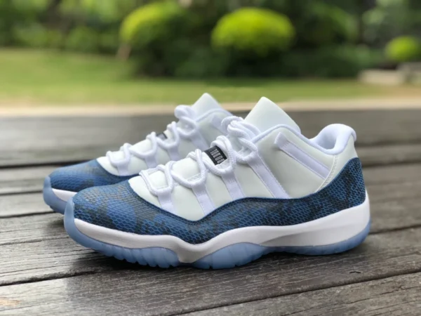 баскетбольные кроссовки Air Jordan 11 Retro Low AJ11 Blue Snake Low AJ11 CD6846-102