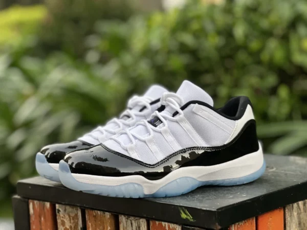 aj11 черно-белые низкие женские актуальные фото Air Jordan 11 AJ11 Low Concord Kangkou черно-белые GS 528896-153