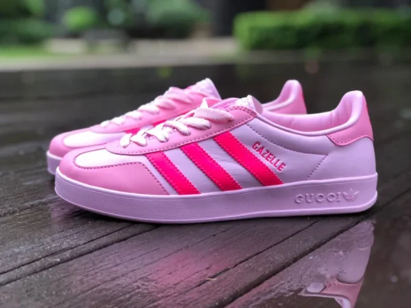 Совместный бренд Gucci Adidas розовый Gucci x Adidas Совместный бренд Gucci Adidas Originals Gazelle низкие кеды из серии Antelope "Esquisite Gucci"