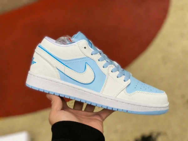 aj1 бело-голубые низкие баскетбольные кроссовки Air Jordan 1 Low AJ1 бело-синие с низким берцем в стиле ретро DV1299-104