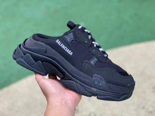 Черные полутапочки Balenciaga Модные мужские сандалии Balenciaga Triple S из ткани с вышитым логотипом