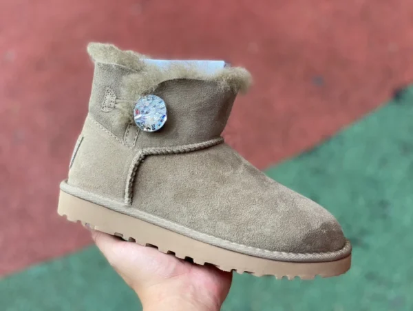 UGG Short Light Green Diamond UGG Bailey Mini Bailey Button 11 Короткие зимние ботинки из овчины и бархата