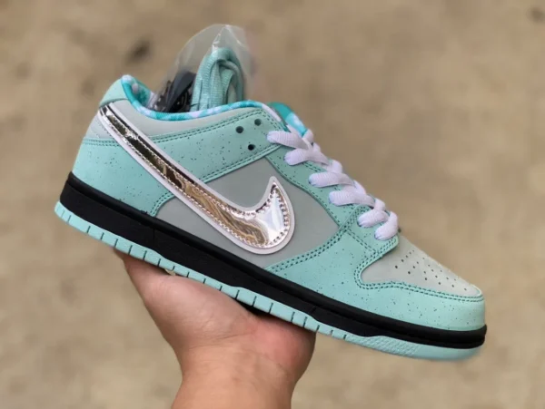 Кроссовки Dunk Tiffany & Co. x Nike Dunk Low Tiffany низкие BV1310-402