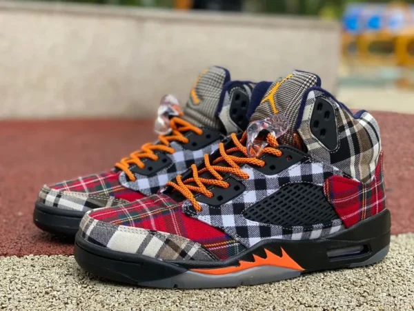 aj5 черно-белый красный Высокие кроссовки Air Jordan 5 "Plaid" черно-белый красный FD4814-008