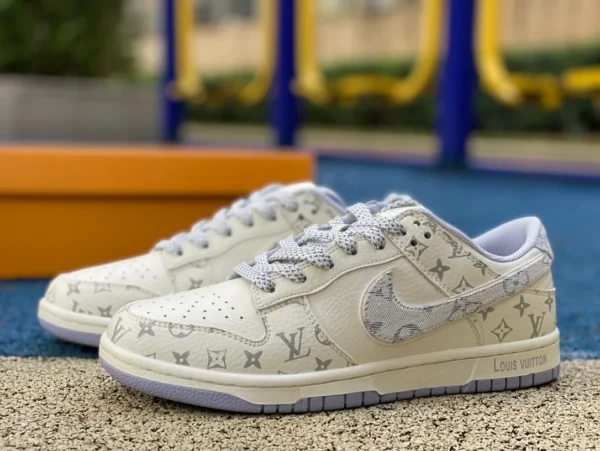 Dunk бело-фиолетовый принт LV Nike Dunk x Louis Vuitton FC1688-132