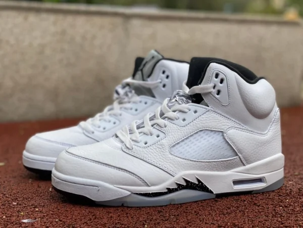 aj5 бело-черные высокие кроссовки Air Jordan 5 White/Black-Sail-Metallic Silver DD0587-110