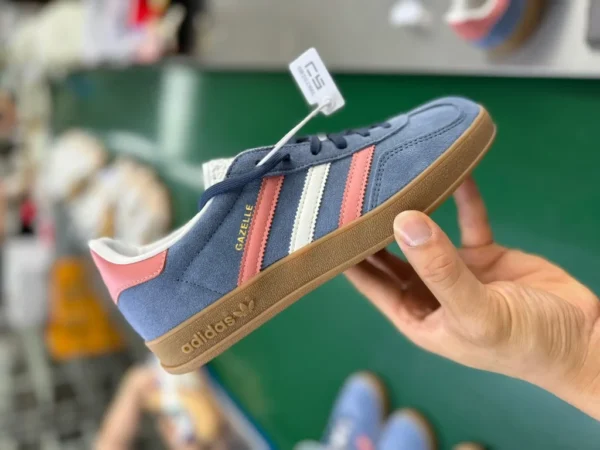 Adidas Dexun синий порошок из сырой резины adidas Originals Gazelle INdoor IG1640