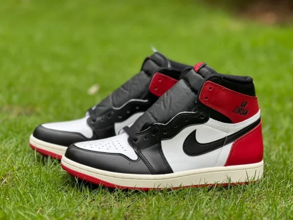 aj1 Фирменная модель с высоким верхом с черным носком Air Jordan 1 High OG «Black Toe Reimagined» с круглым носком Удобная амортизирующая противоскользящая обувь с высоким верхом DZ5485-106